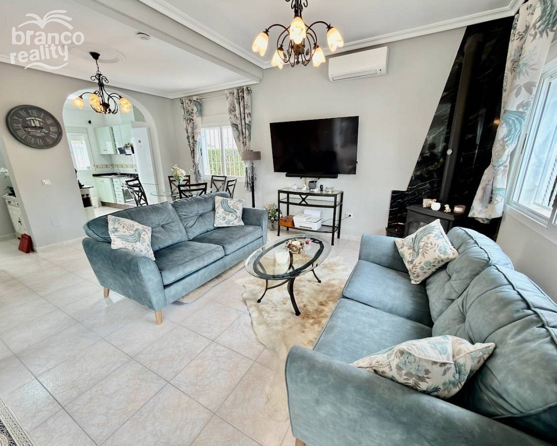 Prodej domu 120 m² s pozemkem 500 m² — photo 2