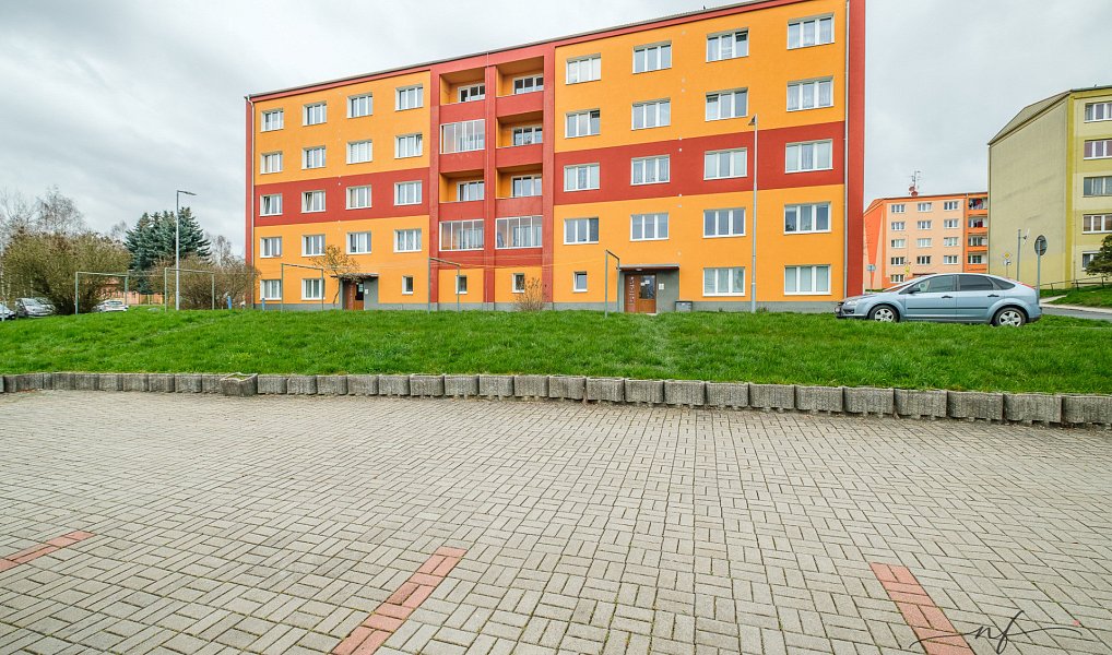 Prodej bytu 2+1 52 m², Habartov – fotka 1 z 16