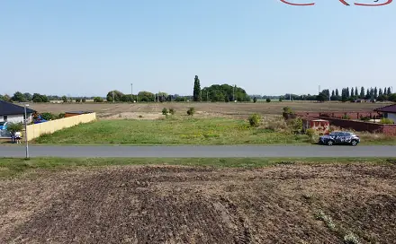 Prodej stavebního pozemku 49 984 m², Karlova, Velim, okres Kolín