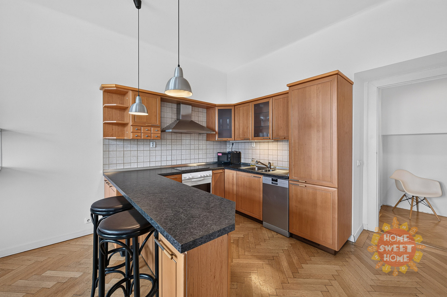 Pronájem bytu 4+kk 141 m² — photo 5