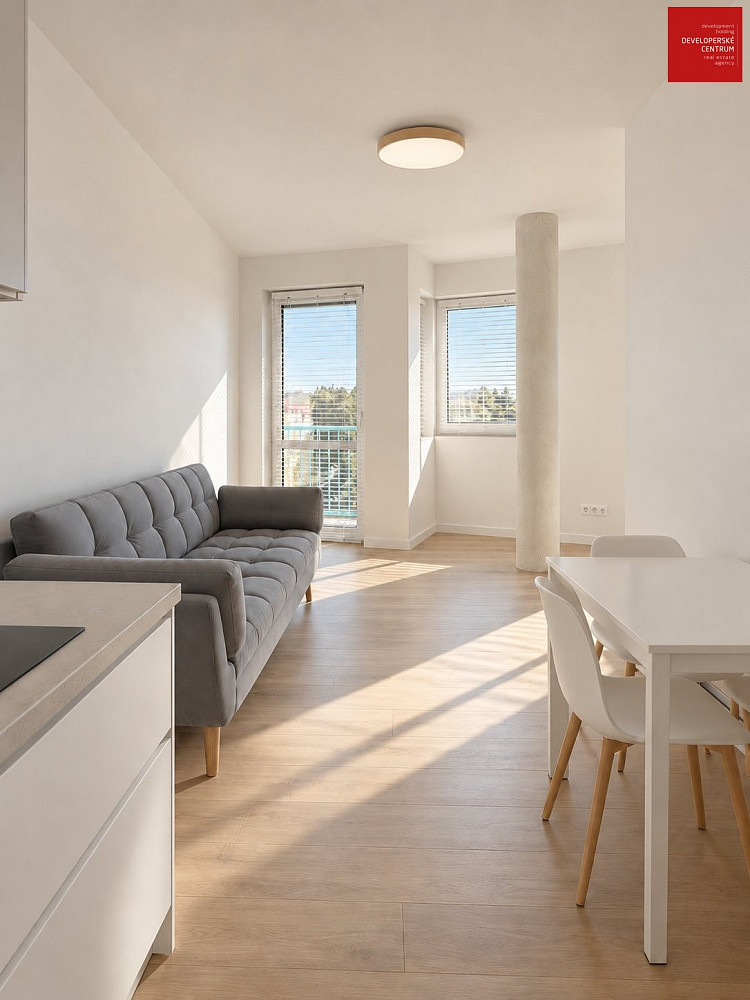 Pronájem bytu 2+kk 37 m²