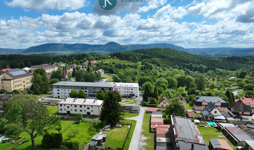 Prodej domu 532 m² s pozemkem 543 m², Žacléř – náhled fotky 2