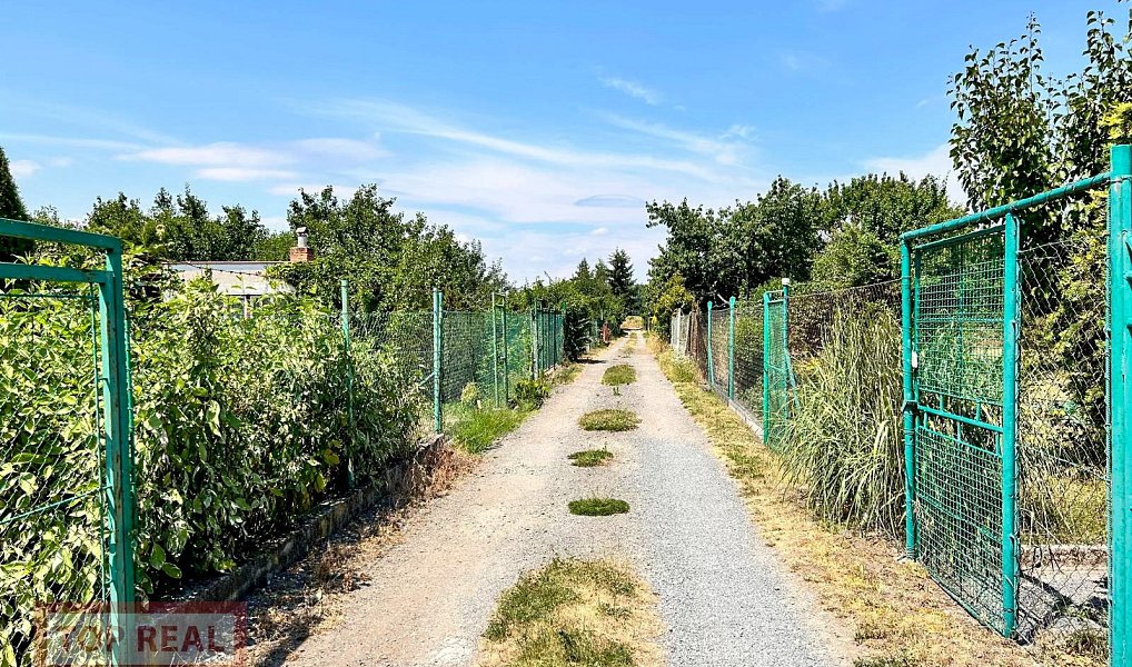 Prodej zahrady 394 m², Kroměříž – fotka 1 z 8