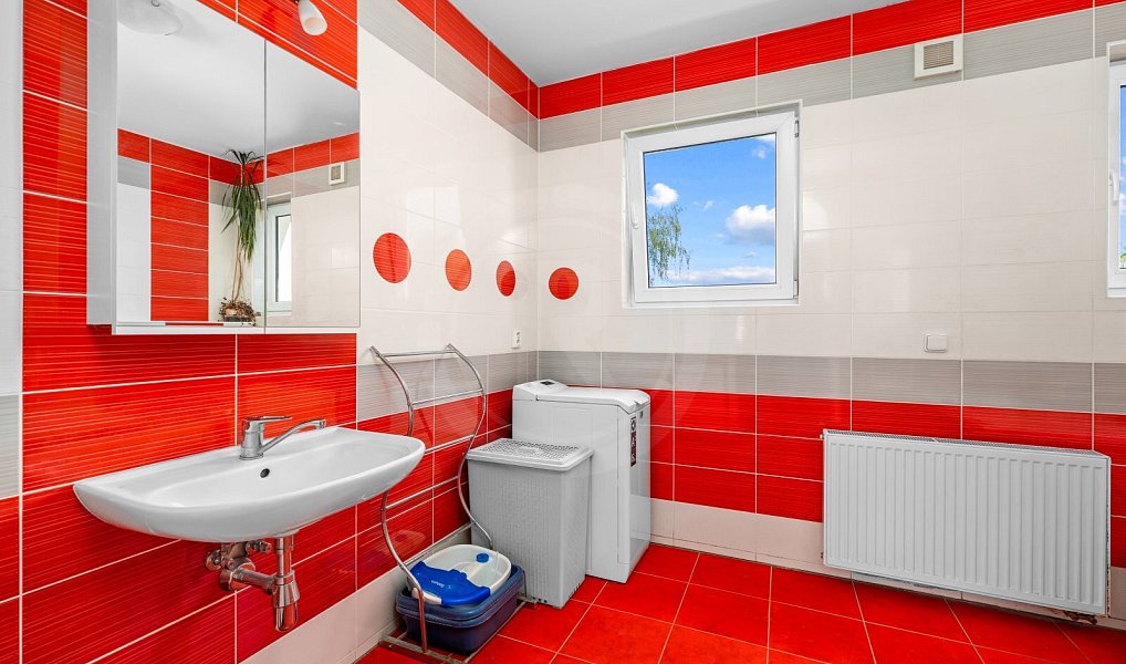 Prodej domu 333 m² s pozemkem 305 m², České Budějovice – náhled fotky 27