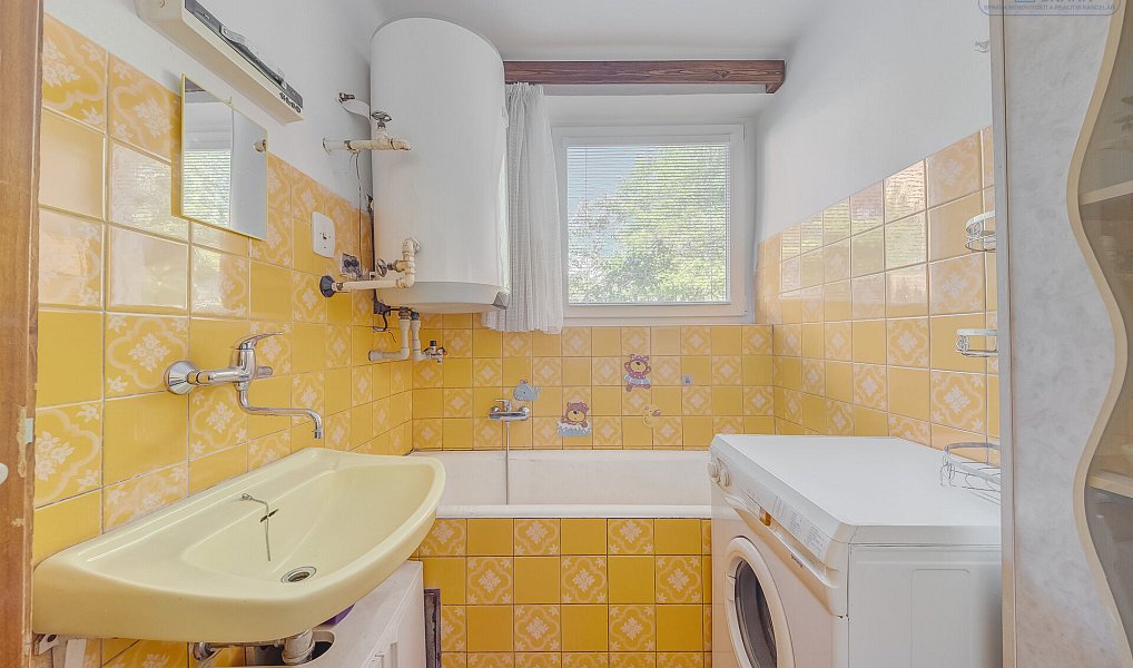 Prodej domu 246 m² s pozemkem 990 m², Sedlčany – náhled fotky 10