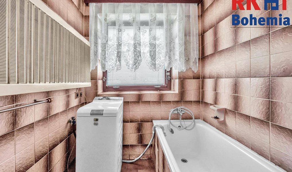 Prodej domu 220 m² s pozemkem 5 365 m², Dolní Bousov – náhled fotky 16