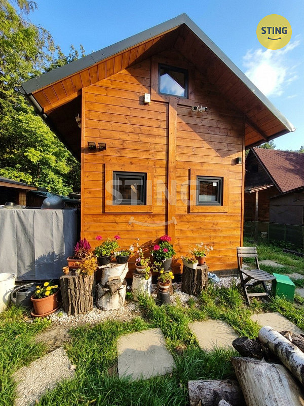 Prodej chaty/chalupy 36 m² s pozemkem 239 m² – fotografie 2