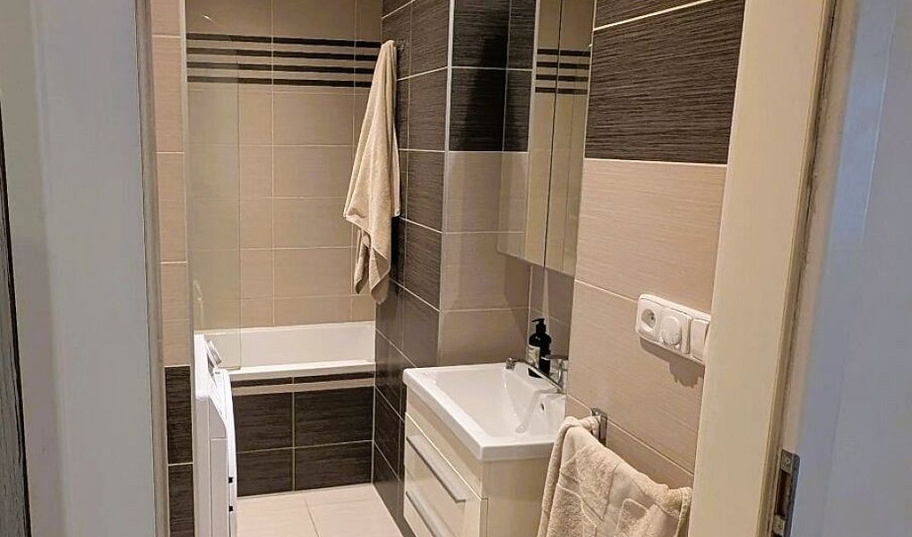 Pronájem bytu 2+kk 57 m², Praha – náhled fotky 9