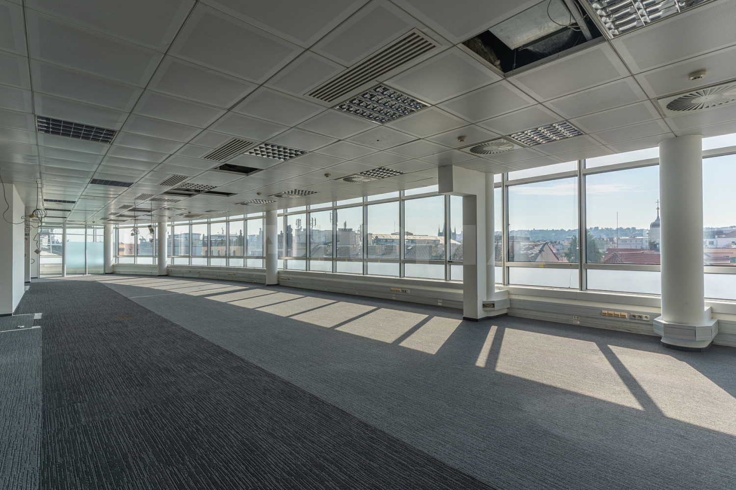 Pronájem kancelářských prostor 674 m² v lokalitě Praha 1 - ul. Na Příkopě – pohled 2