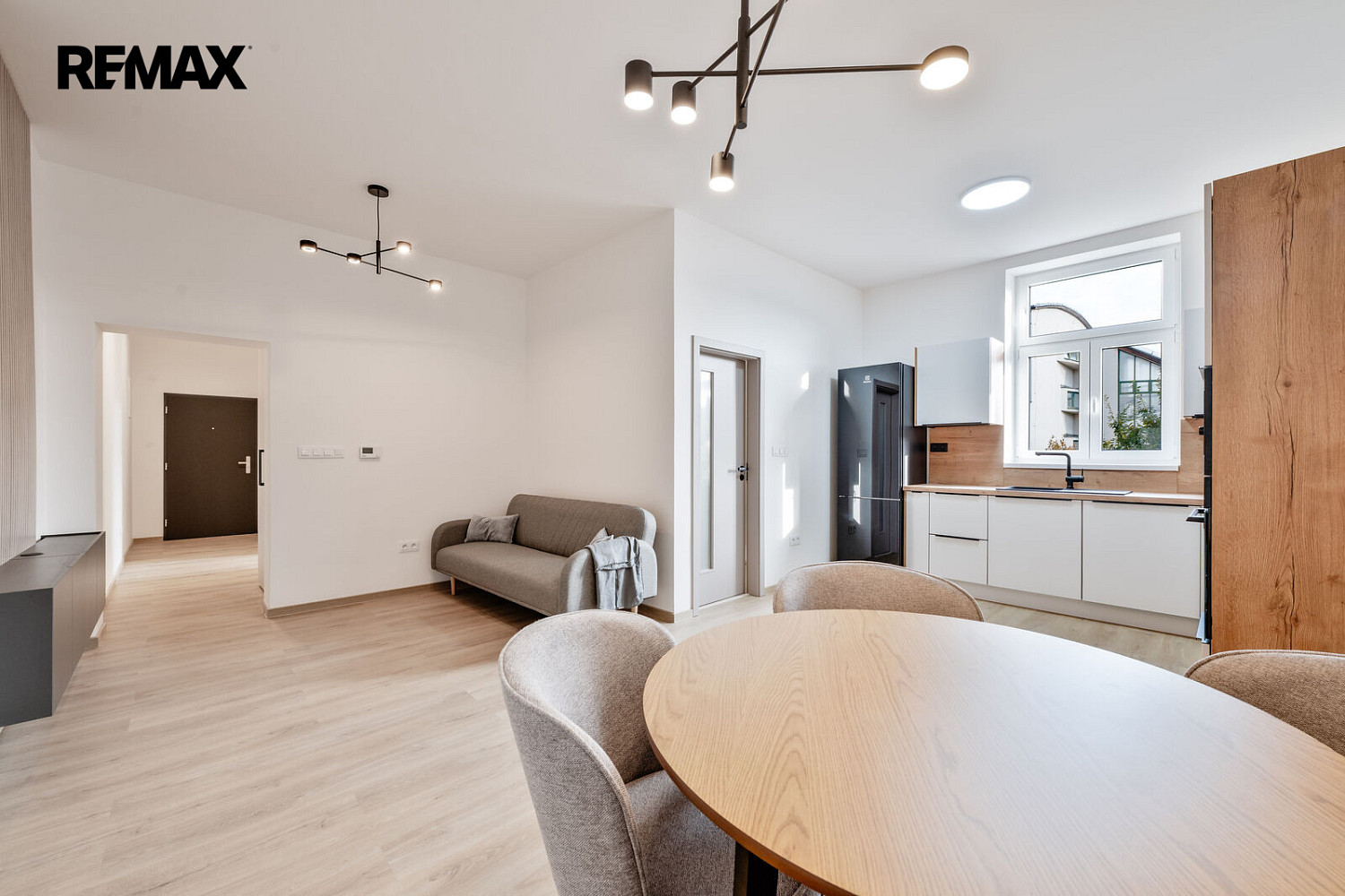 Pronájem bytu 3+kk 79 m² – fotografie 5