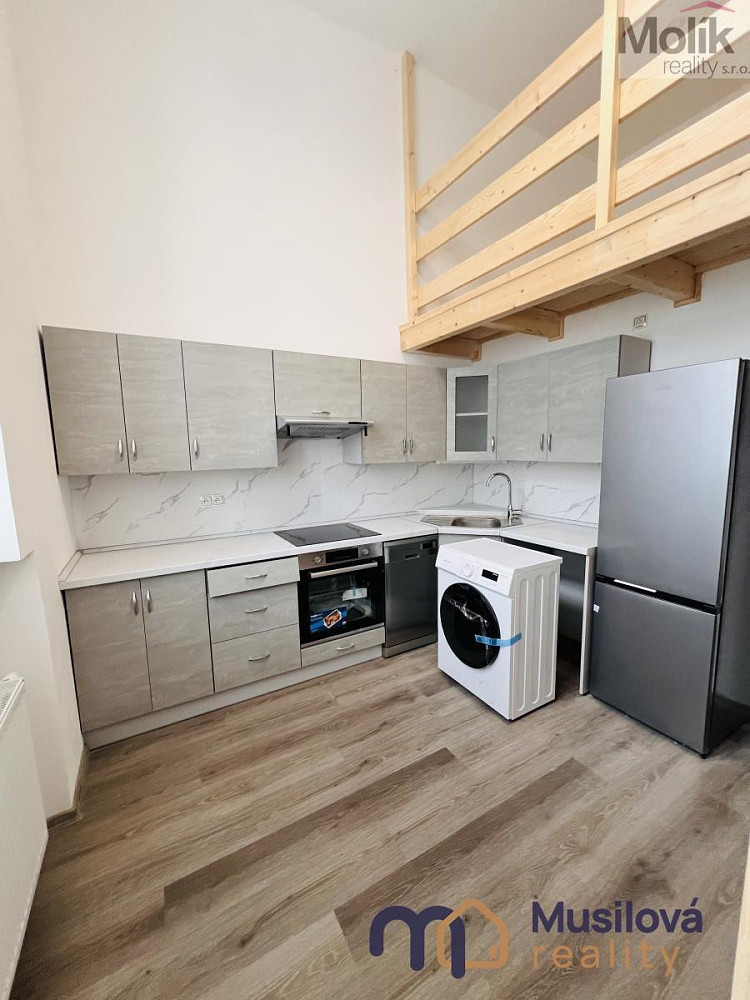 Pronájem bytu 2+kk 57 m²