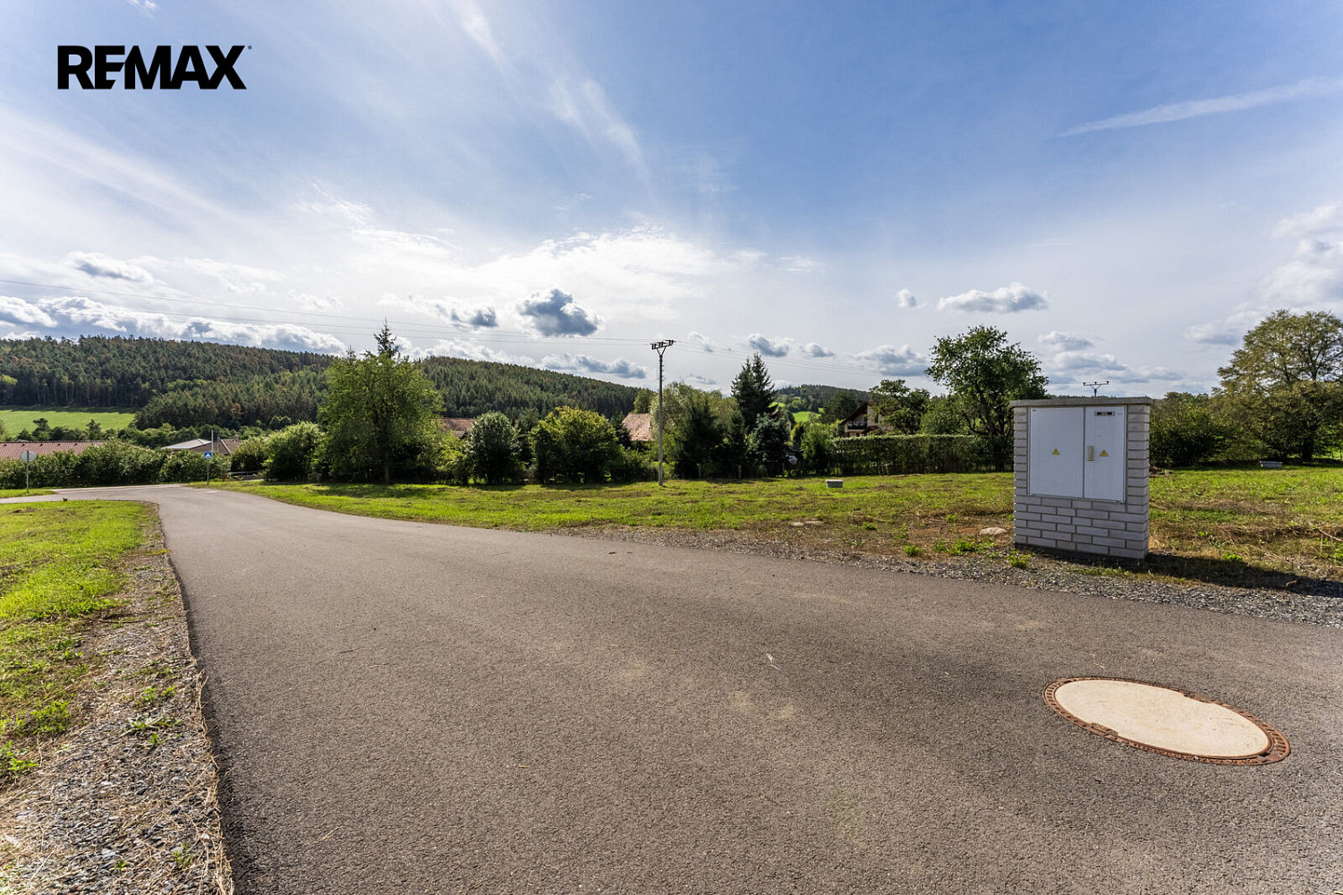 Prodej stavebního pozemku 1 183 m² – fotografie 4
