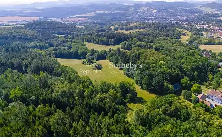 Prodej stavebního pozemku 32 989 m², Český Krumlov - Vyšný