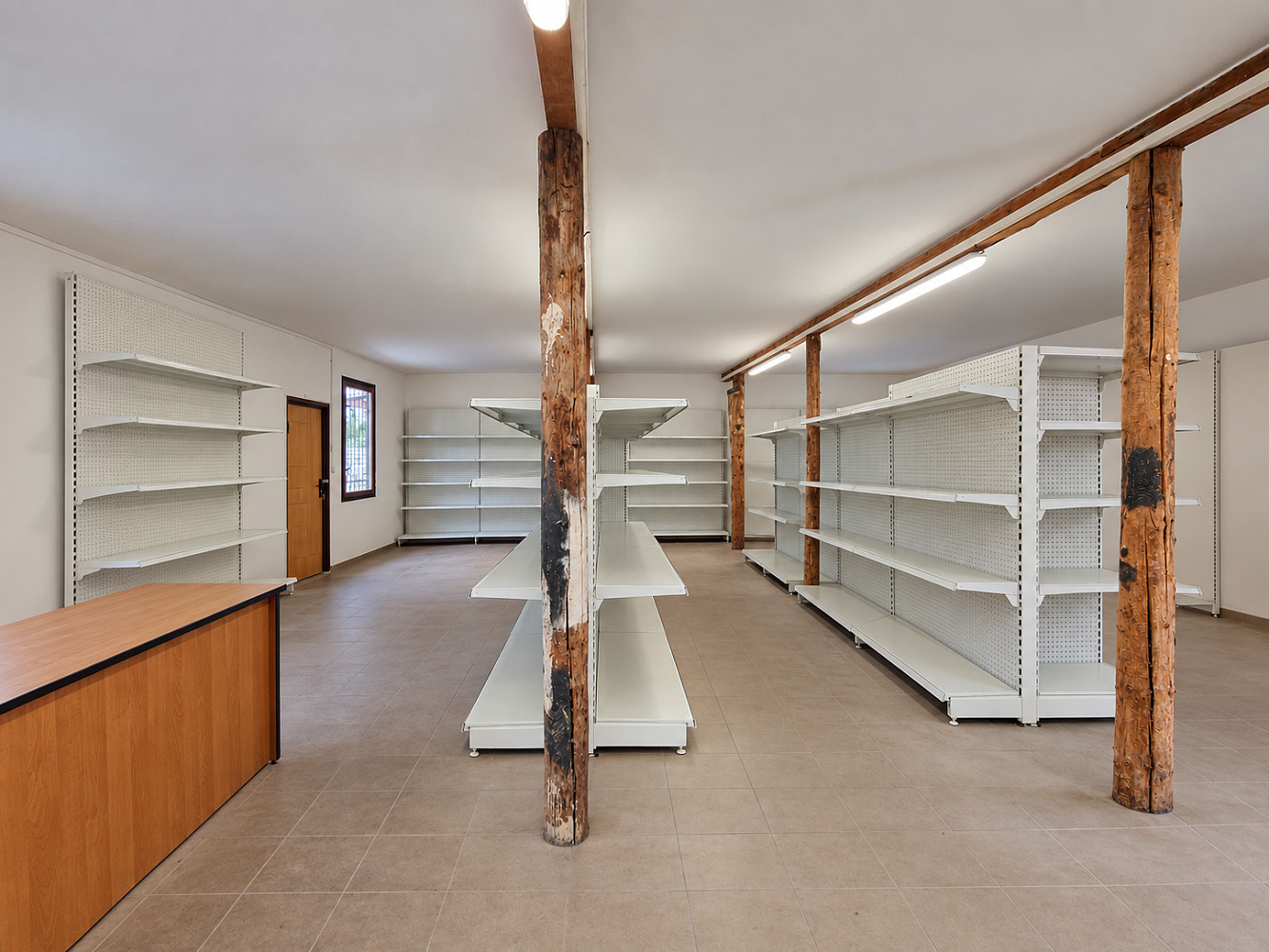 Pronájem skladovacích prostor 305 m² – fotografie 5