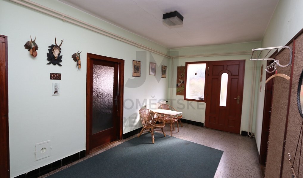 Prodej domu 150 m² s pozemkem 1 828 m², Lysice – náhled fotky 8