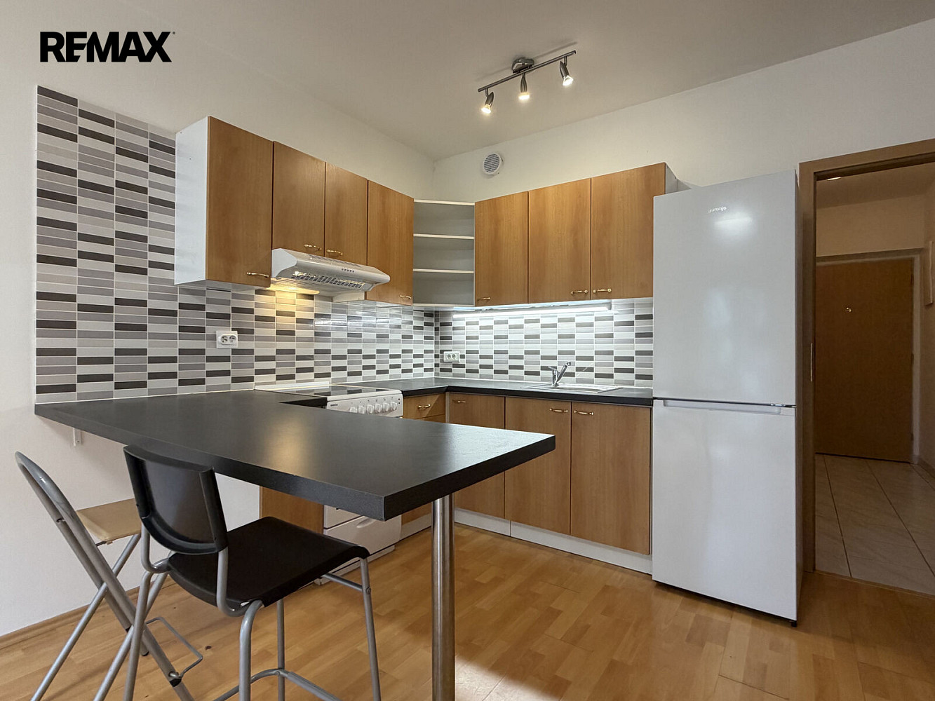 Pronájem bytu 2+kk 48 m² – fotografie 4