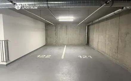 Pronájem garážového stání 18 m2, Brno - Zábrdovice, Bratislavská, Brno - Zábrdovice