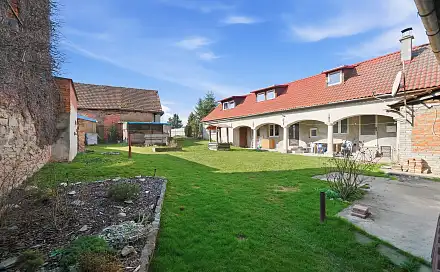 Prodej domu 216 m² s pozemkem 1 877 m², Hvozd - Klužínek, okres Prostějov