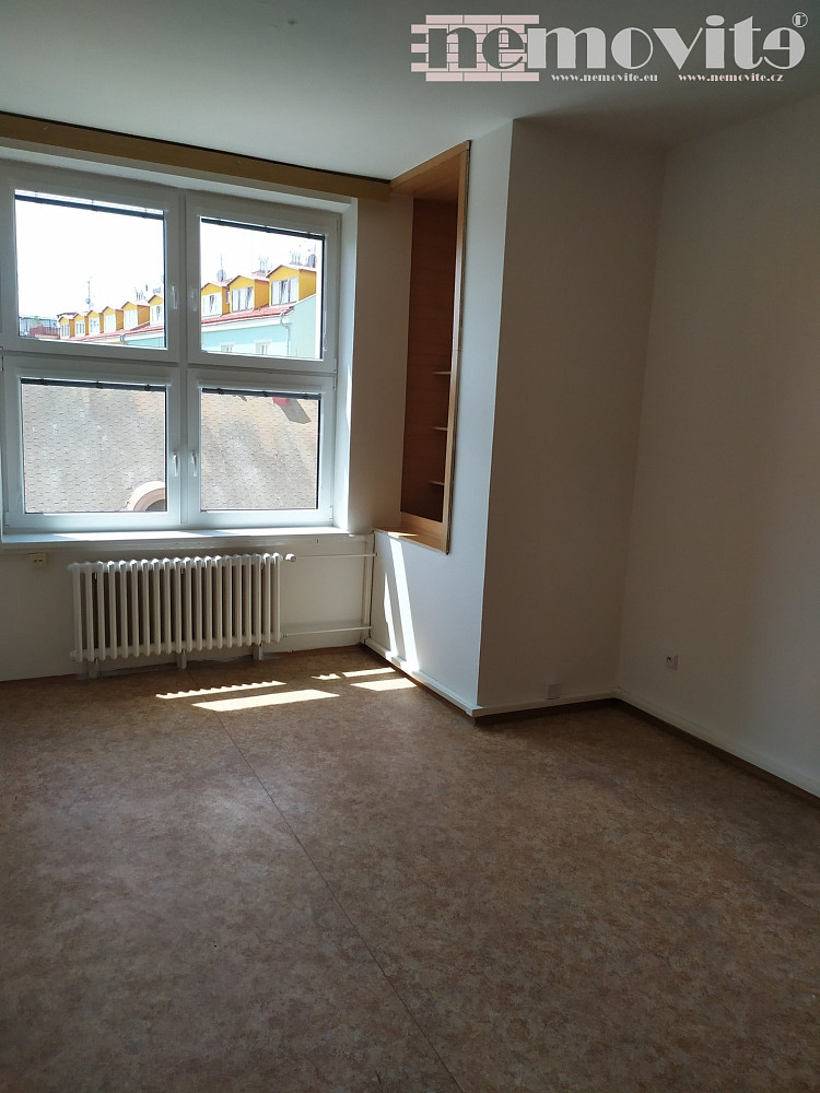 Pronájem kanceláře 30 m² – pohled 5