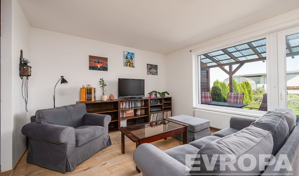 Prodej domu 130 m² s pozemkem 220 m², Buštěhrad – náhled fotky 2