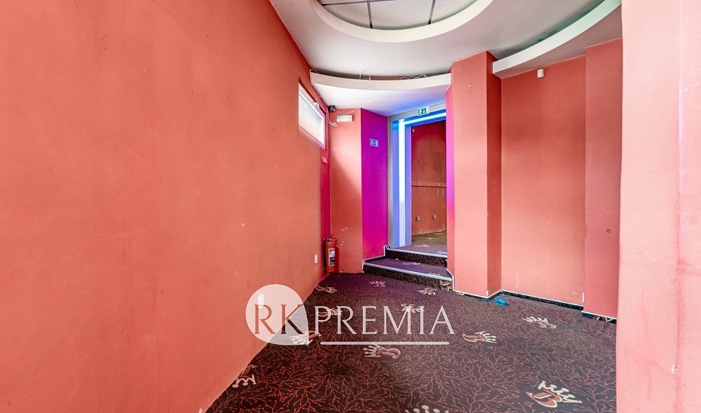 Pronájem obchodních prostor 130 m², Teplice – náhled fotky 8