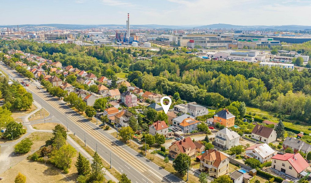 Prodej domu 340 m² s pozemkem 681 m², Plzeň – náhled fotky 40