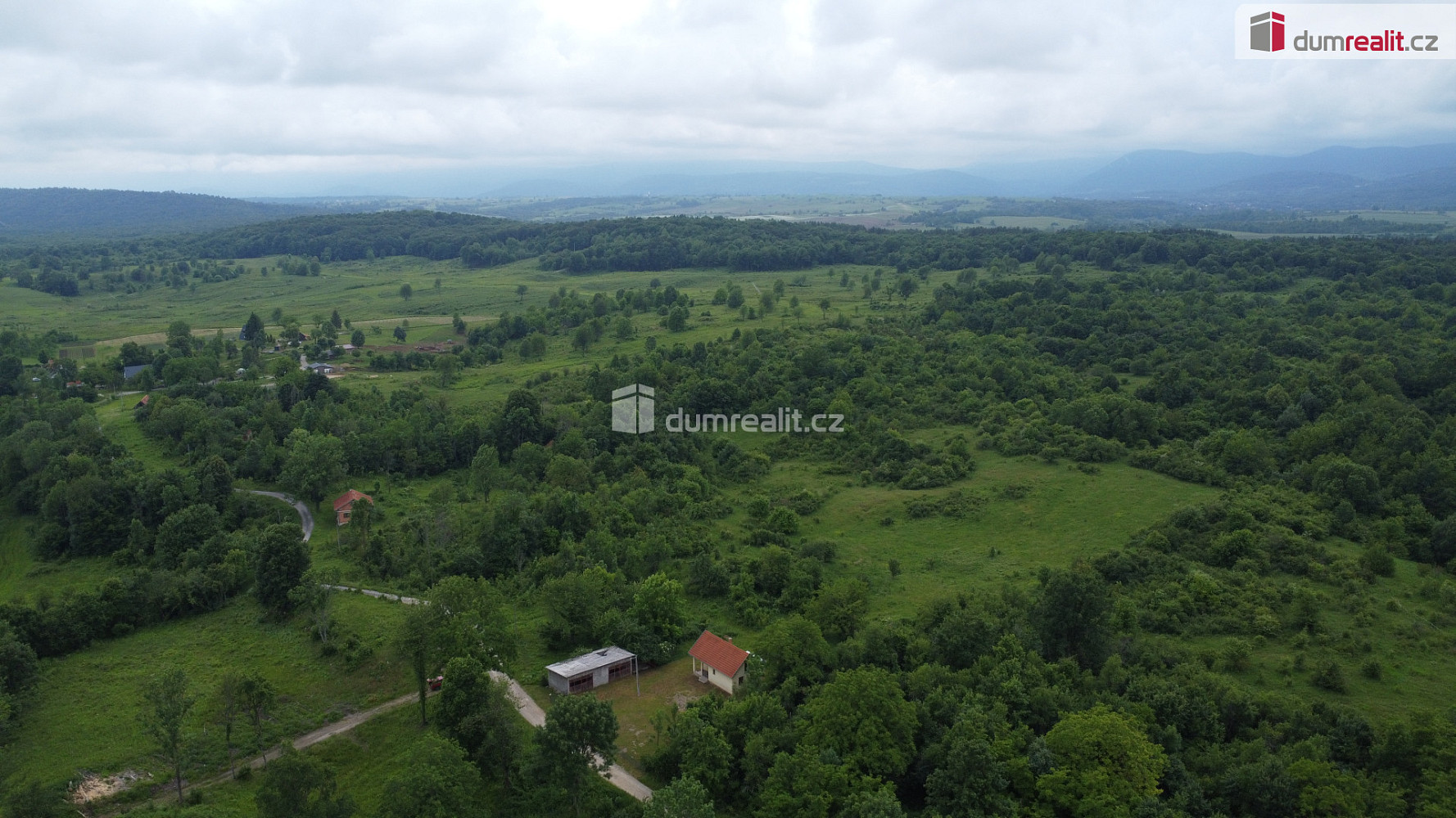 Prodej komerčního pozemku 70 904 m² - Altro