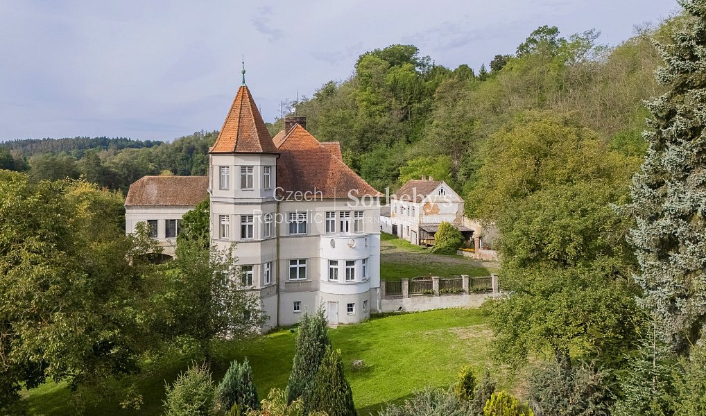Prodej domu 350 m² s pozemkem 99 663 m², Lozice – náhled fotky 3