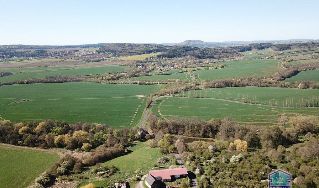 Prodej stavebního pozemku 2 955 m², Valeč – náhled fotky 19