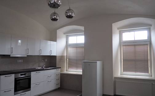 Pronájem bytu 2+kk 58 m², Horská, Hostinné, okres Trutnov