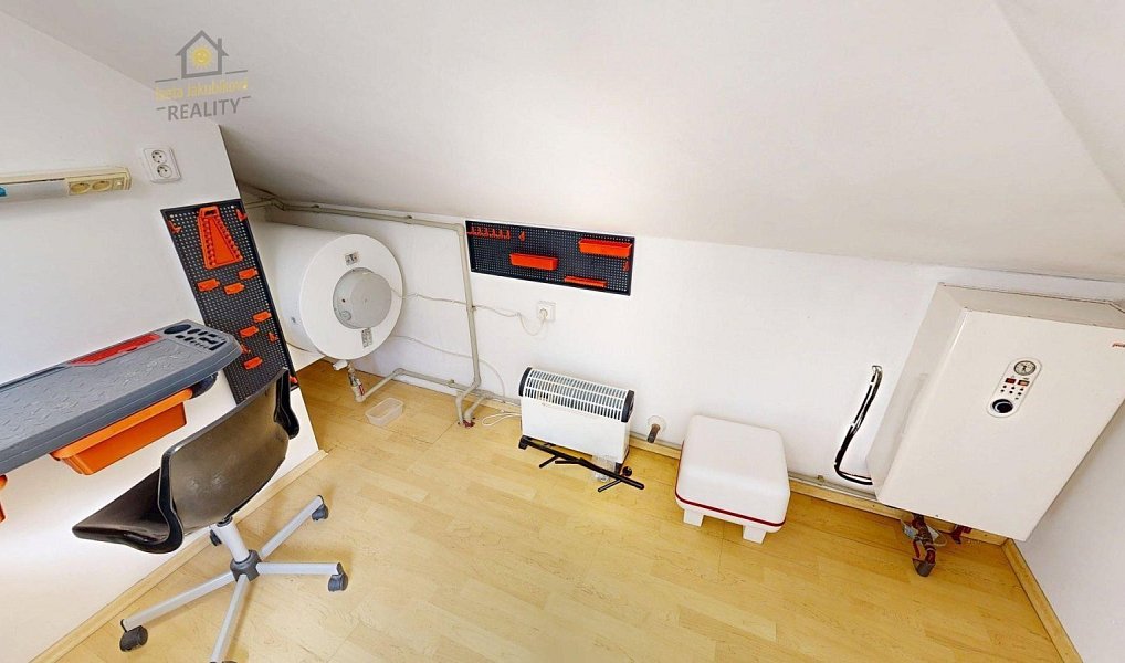 Prodej domu 220 m² s pozemkem 842 m², Bělá pod Bezdězem – náhled fotky 35