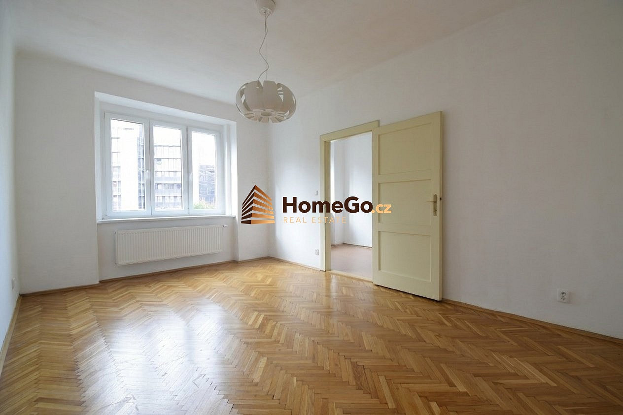 Pronájem bytu 2+kk 53 m² – fotografie 2