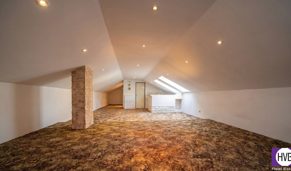 Prodej domu 170 m² s pozemkem 347 m², Holubice – náhled fotky 6