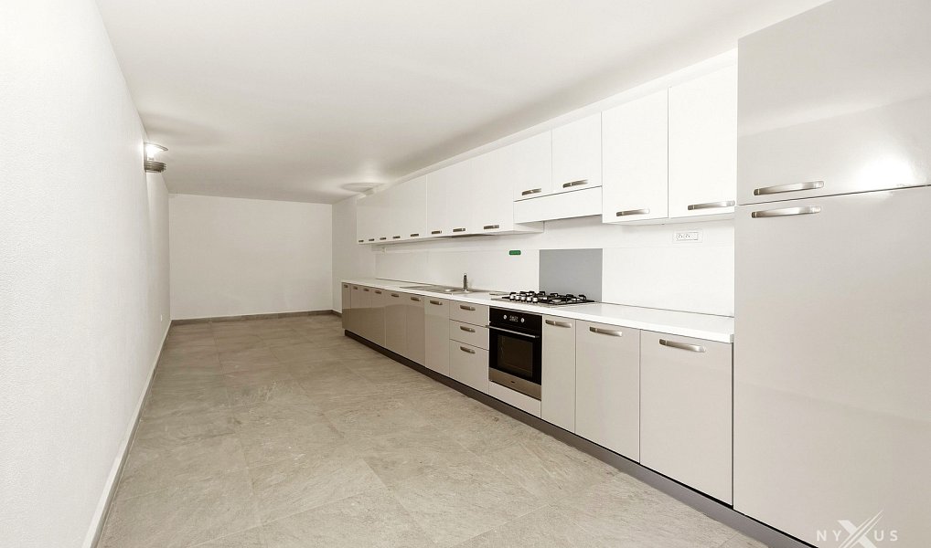 Prodej nájemního domu, činžáku 375 m², Černolice – náhled fotky 16