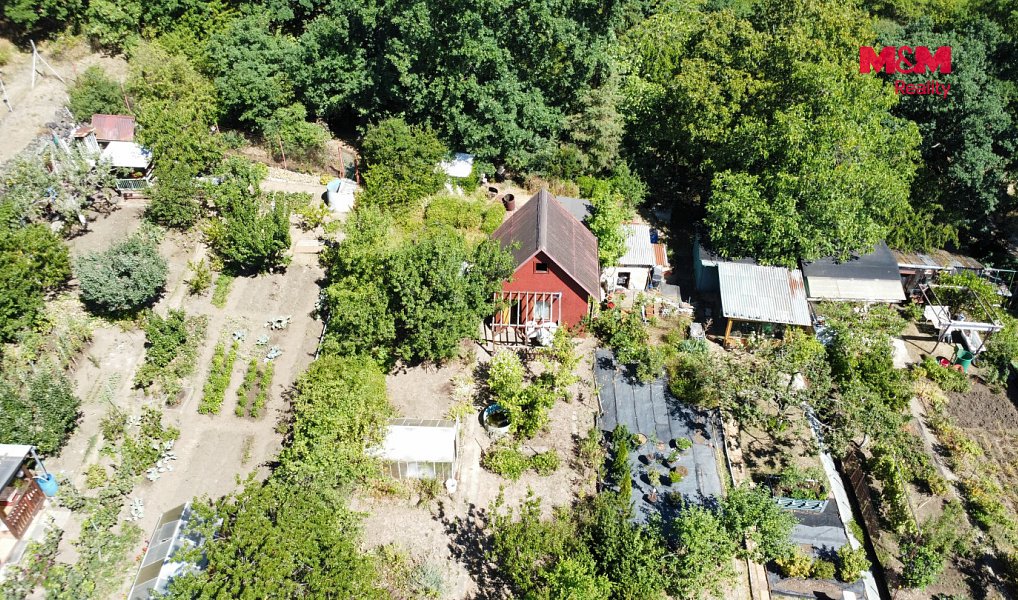 Prodej chaty/chalupy 16 m² s pozemkem 384 m², Kadaň – náhled fotky 9