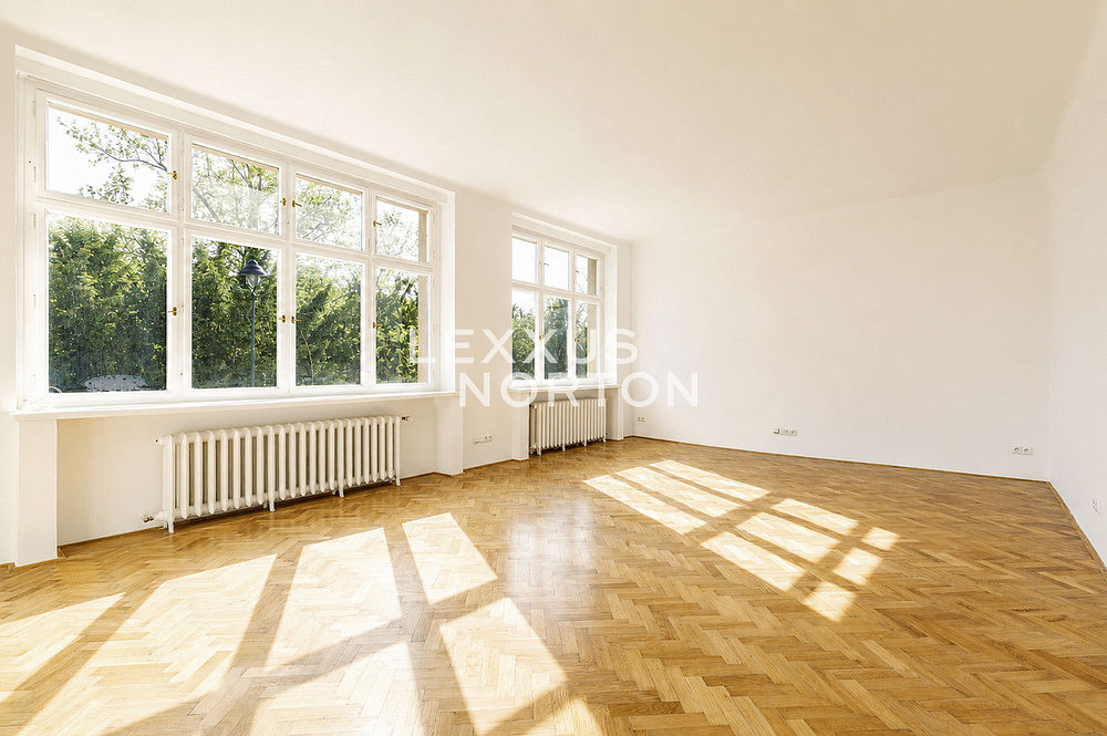 Pronájem bytu 5+1 240 m² — photo 4