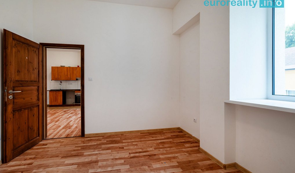 Pronájem bytu 3+kk 58 m², Luby – náhled fotky 6
