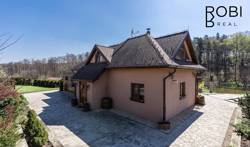 Prodej domu 191 m² s pozemkem 8 441 m², Petřvald – náhled fotky 8