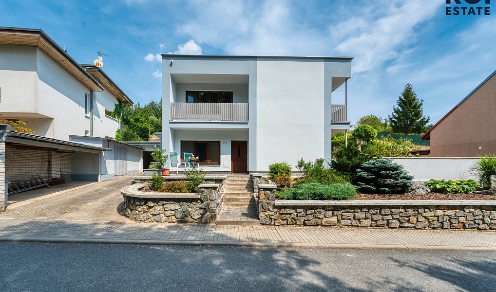Prodej domu 194 m² s pozemkem 1 083 m², Omice – náhled fotky 4
