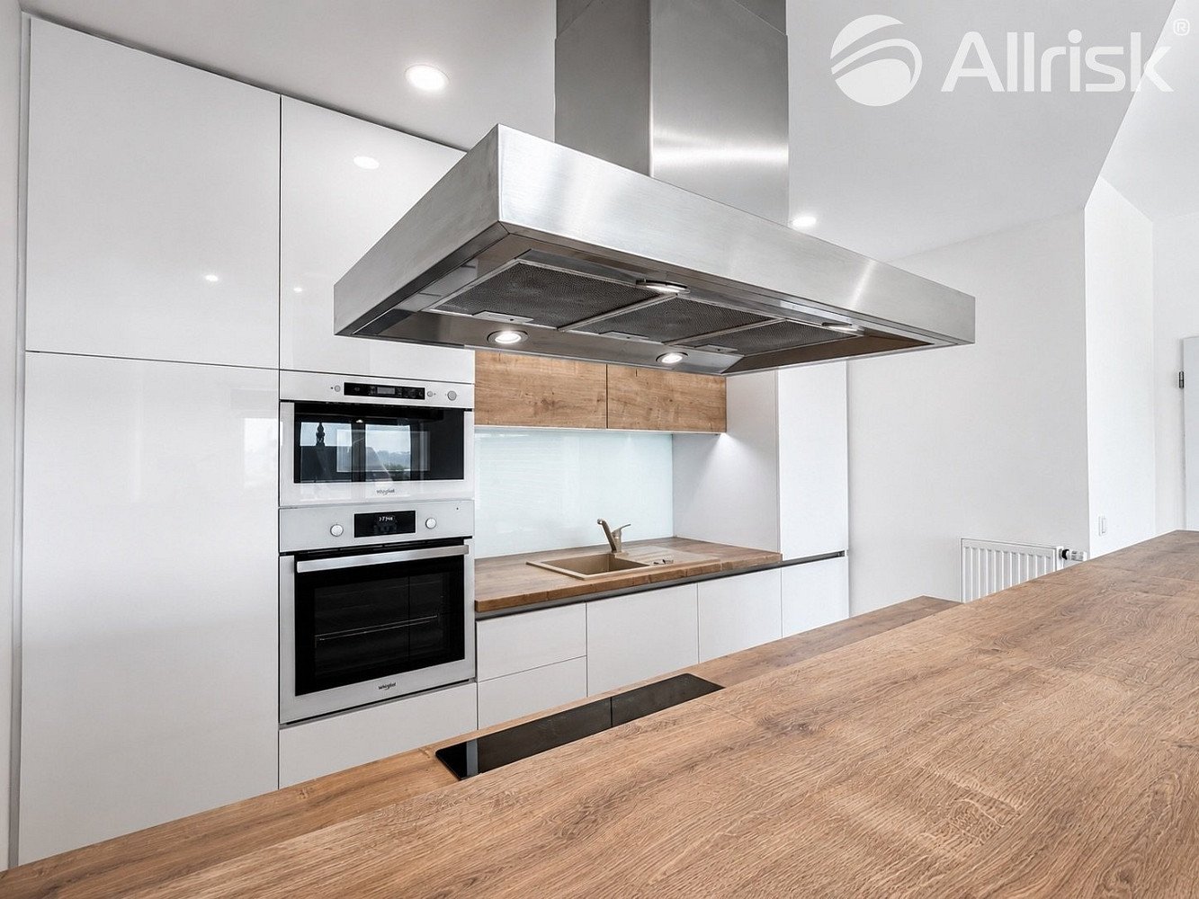 Pronájem bytu 3+kk 90 m²