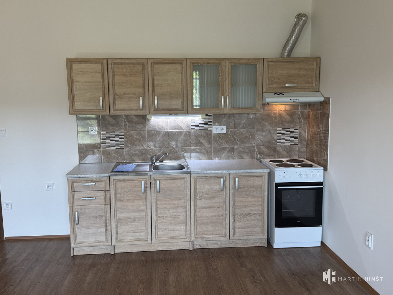 Pronájem bytu 1+kk 36 m² — photo 2