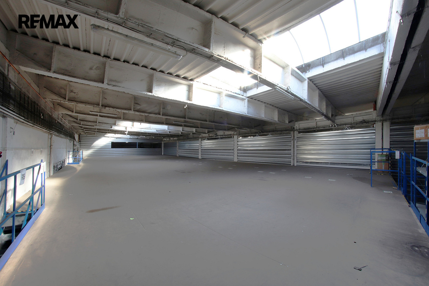Pronájem skladovacích prostor 990 m² — photo 3