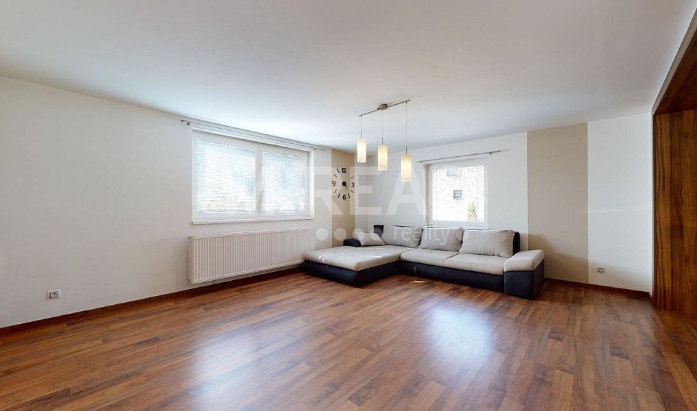 Pronájem domu 150 m² s pozemkem 650 m², Straky – náhled fotky 4