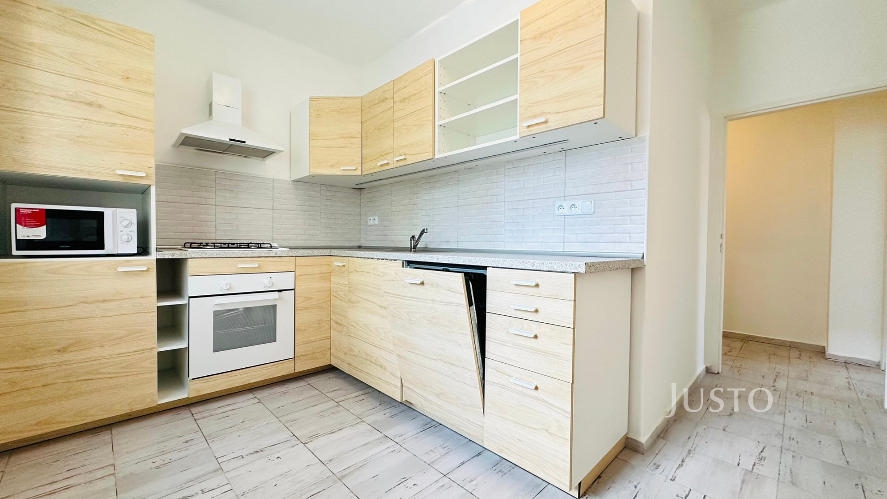 Pronájem bytu 2+1 52 m² – fotografie 2