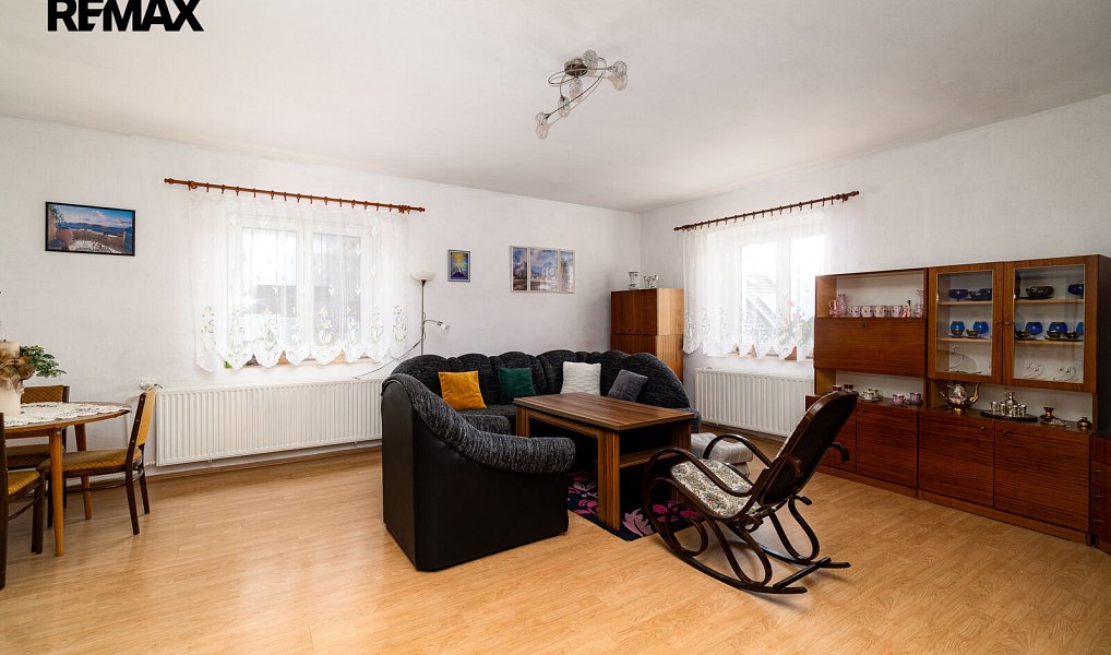 Prodej domu 226 m² s pozemkem 2 380 m², Hošťálkovy – náhled fotky 5