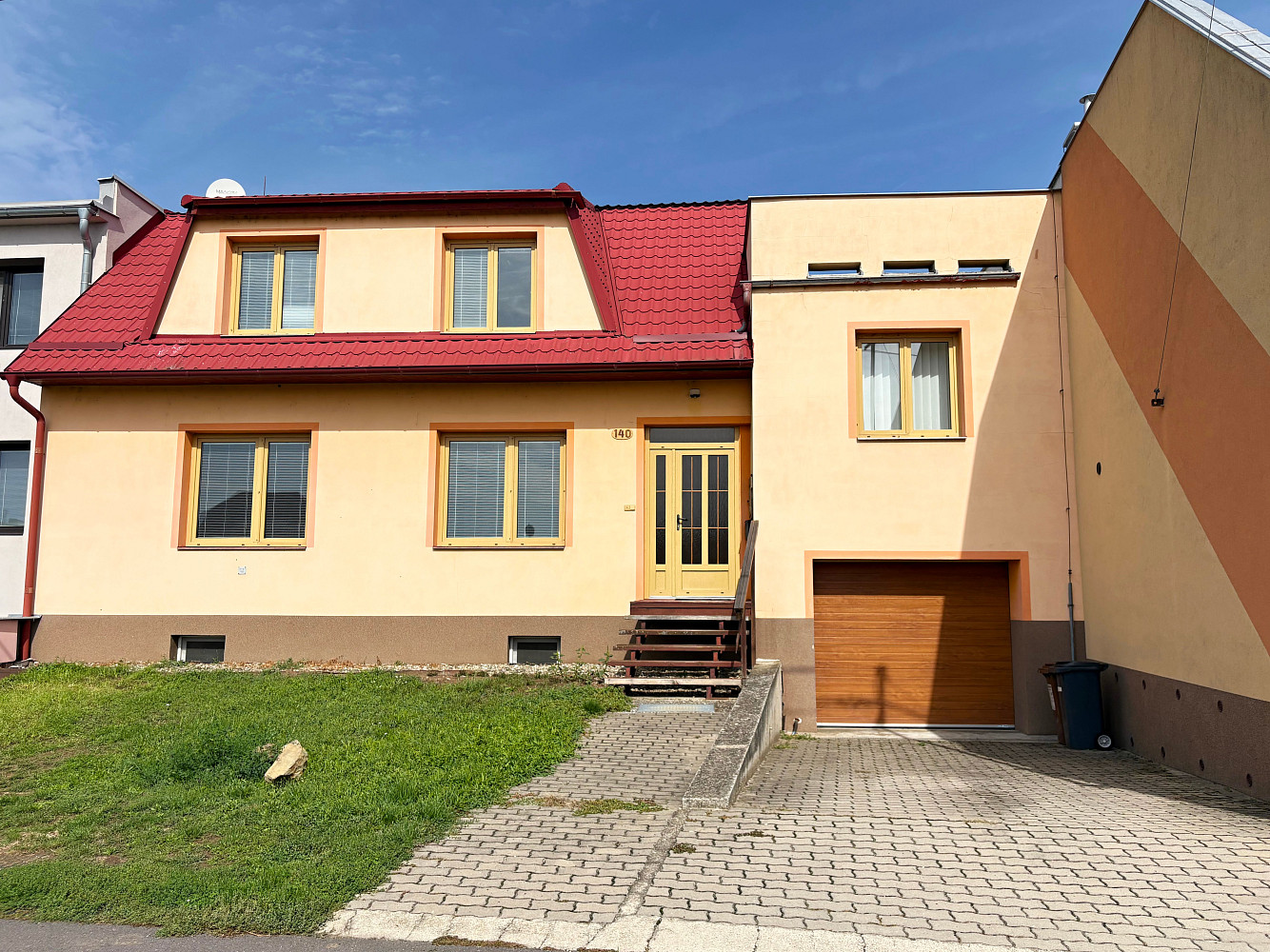 Prodej domu 260 m² s pozemkem 2 162 m²