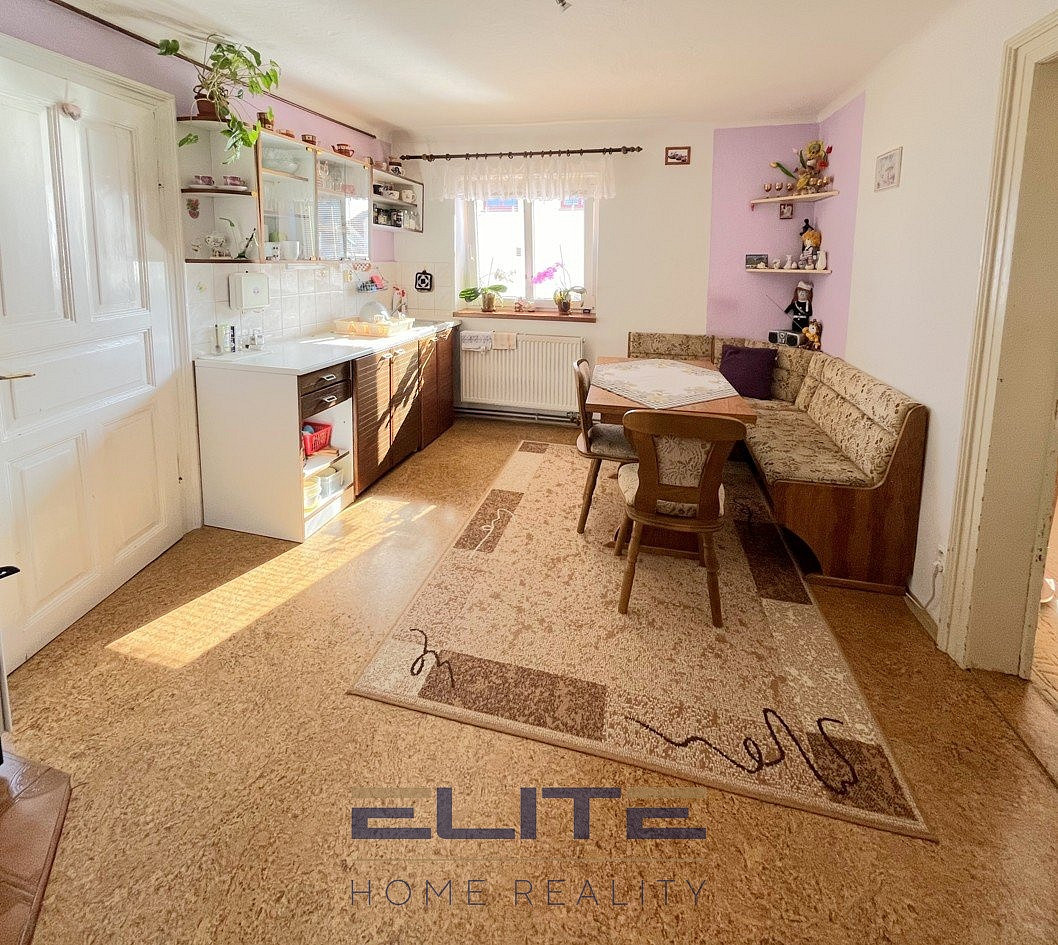 Pronájem bytu 1+1 31 m² - Widok 2
