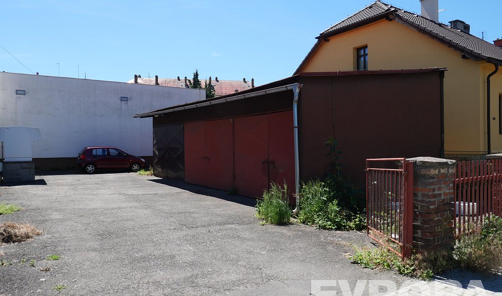 Prodej domu 368 m² s pozemkem 608 m², Havlíčkův Brod – náhled fotky 14