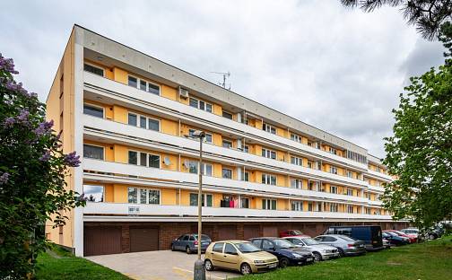 Prodej bytu 3+kk 81 m², Blahoutova, Pardubice - Studánka