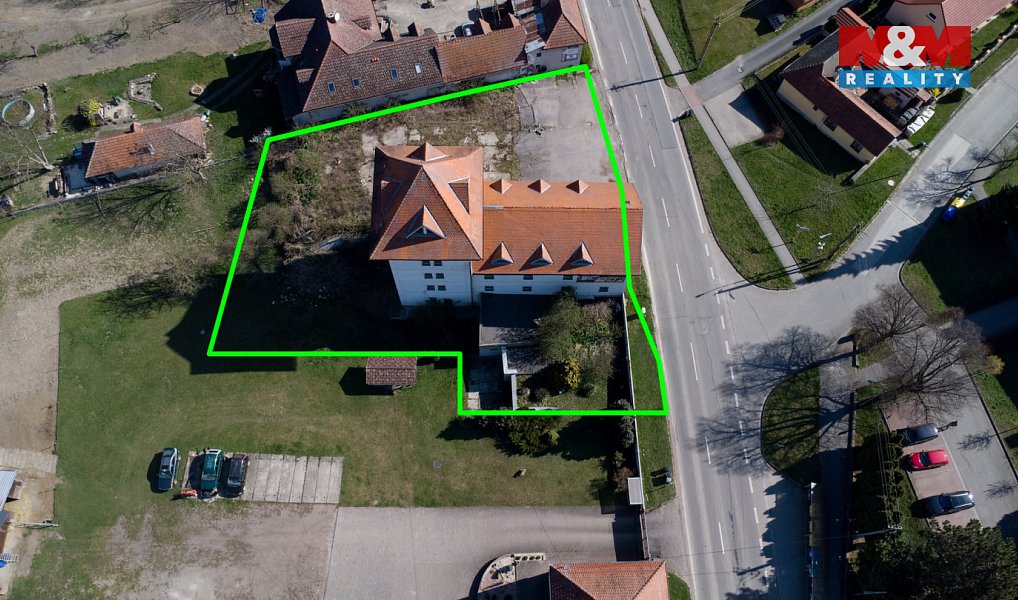 Prodej obchodních prostor 720 m², Brumov-Bylnice – náhled fotky 3
